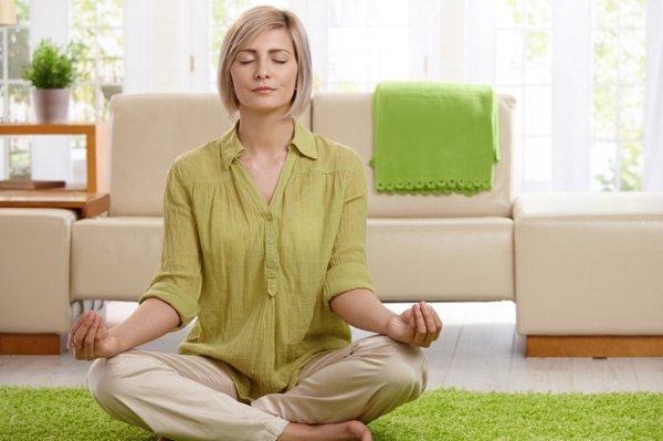 woman-meditating-at-home