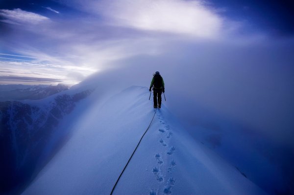 conquer-mountain-winter-climbing-aolne-hd-wallpaper